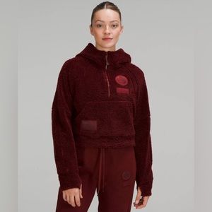 BNWOT lululemon team canada oversized scuba half-zip fleece hoodie, M/L, rare!